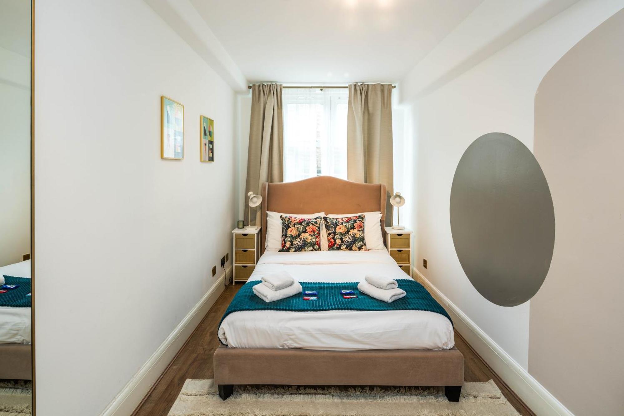 Charming Spacious 2Br Flat Near Station Plus Parking Londres Extérieur photo